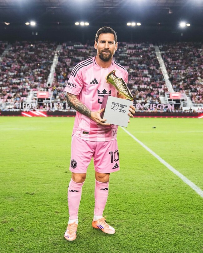 사진=로마노 기자 SNS