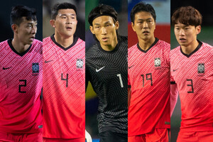 'KIM이 5명이네?' 승리 이끈 벤투호 수비진, 英매체 반응은 '혼란스러워...' - 뉴스 썸네일 이미지